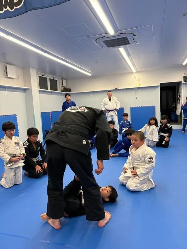 キッズクラスでの指導風景